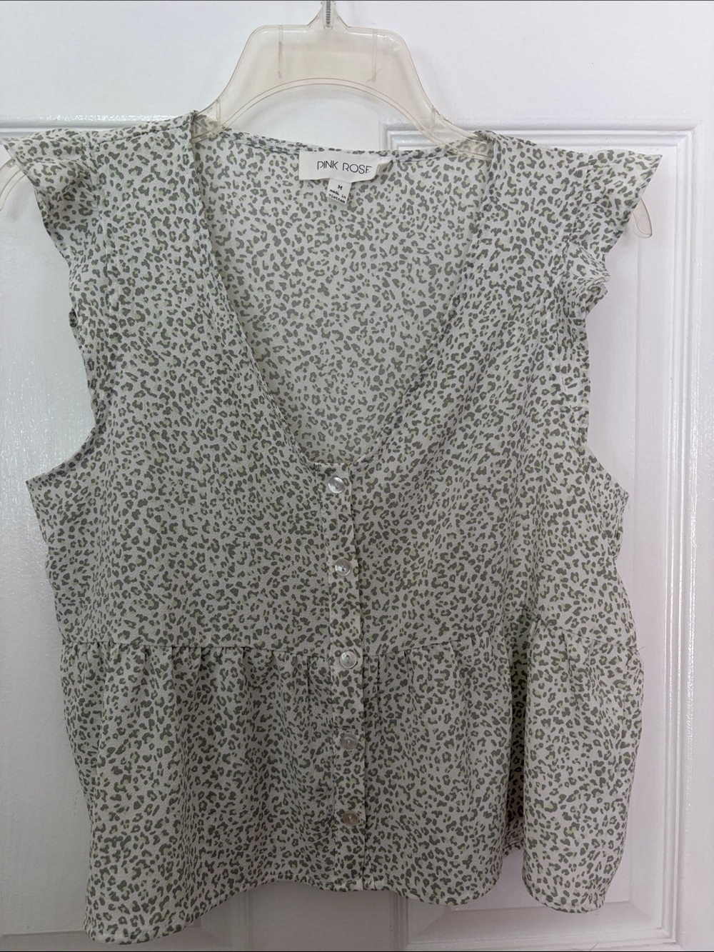 Pink Rose Light Sage Green Printed Button-Front Flutter Sleeve Top